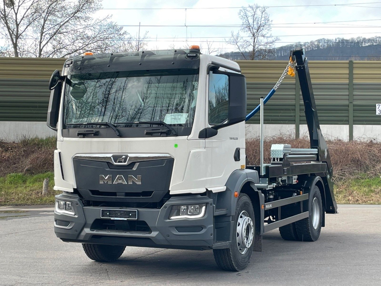MAN TGM 18.320 4x2 Euro 6e Hyva Absetzkipper - Φορτηγό ανατρεπόμενο, Φορτηγό με γερανό: φωτογραφία 2 MAN TGM 18.320 4x2 Euro 6e Hyva Absetzkipper - Φορτηγό ανατρεπόμενο, Φορτηγό με γερανό: φωτογραφία 2