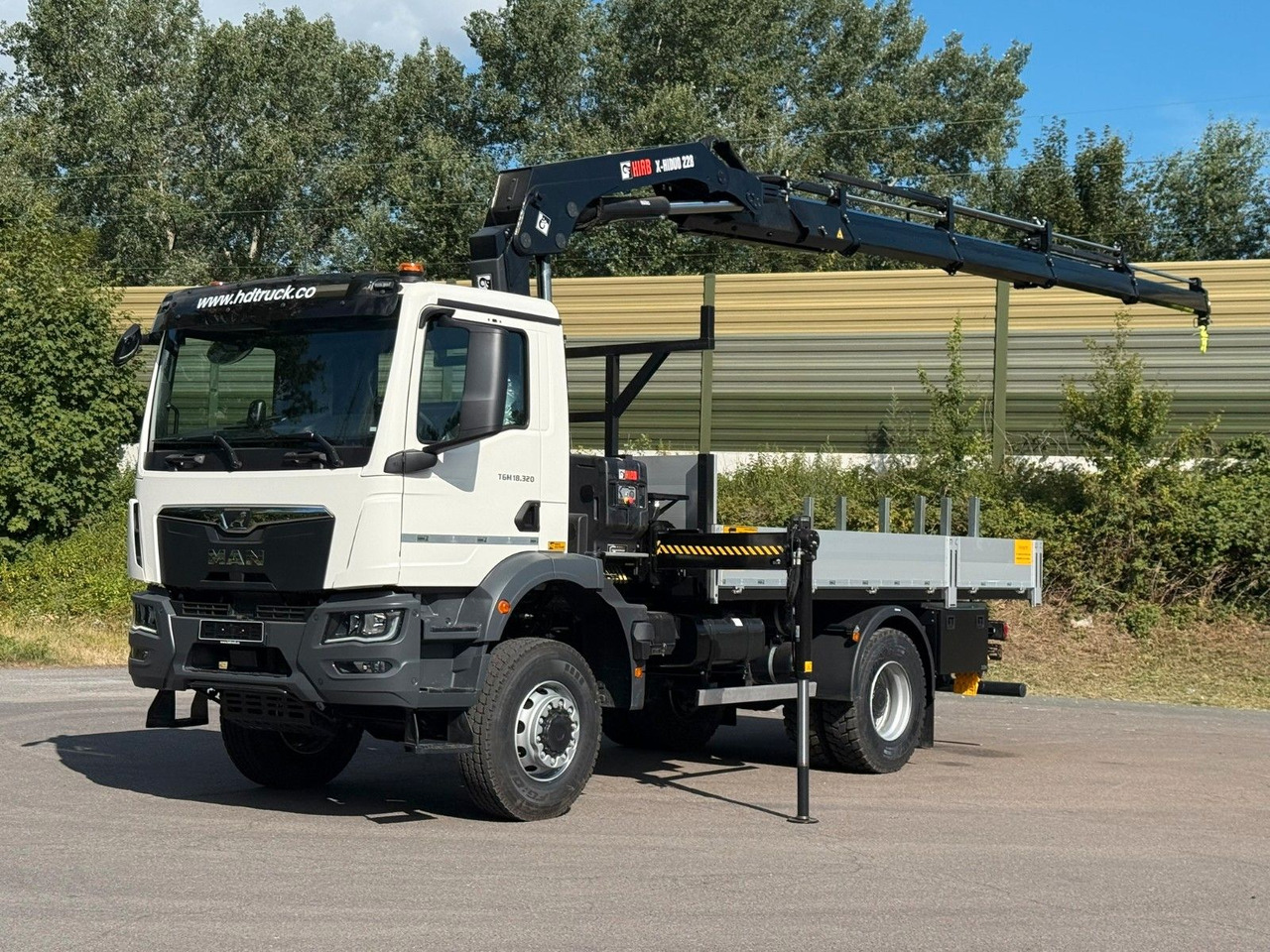 MAN TGM 18.320 4x4 Hiab 228-4 Kran - Φορτηγό με γερανό: φωτογραφία 1 MAN TGM 18.320 4x4 Hiab 228-4 Kran - Φορτηγό με γερανό: φωτογραφία 1