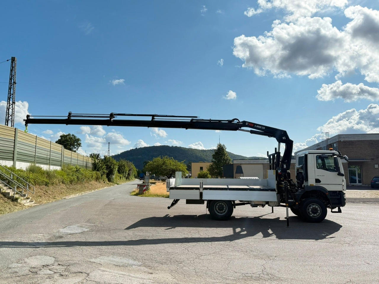 MAN TGM 18.320 4x4 Hiab 228-4 Kran - Φορτηγό με γερανό: φωτογραφία 4 MAN TGM 18.320 4x4 Hiab 228-4 Kran - Φορτηγό με γερανό: φωτογραφία 4