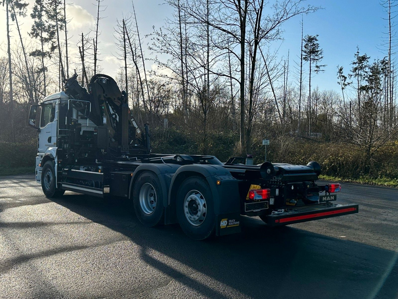 MAN TGS 26.470 6x2 Abrollkipper + Kran Hiab 138-3 - Φορτηγό φόρτωσης γάντζου, Φορτηγό με γερανό: φωτογραφία 4 MAN TGS 26.470 6x2 Abrollkipper + Kran Hiab 138-3 - Φορτηγό φόρτωσης γάντζου, Φορτηγό με γερανό: φωτογραφία 4
