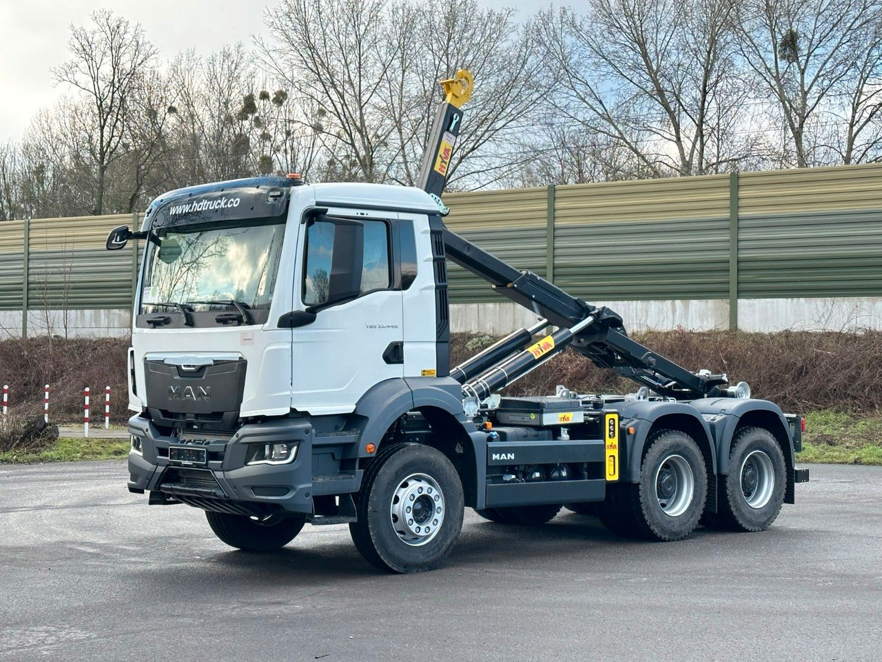 MAN TGS 33.440 6x4 Euro6e Abrollkipper Hyva - Φορτηγό φόρτωσης γάντζου, Φορτηγό με γερανό: φωτογραφία 2 MAN TGS 33.440 6x4 Euro6e Abrollkipper Hyva - Φορτηγό φόρτωσης γάντζου, Φορτηγό με γερανό: φωτογραφία 2