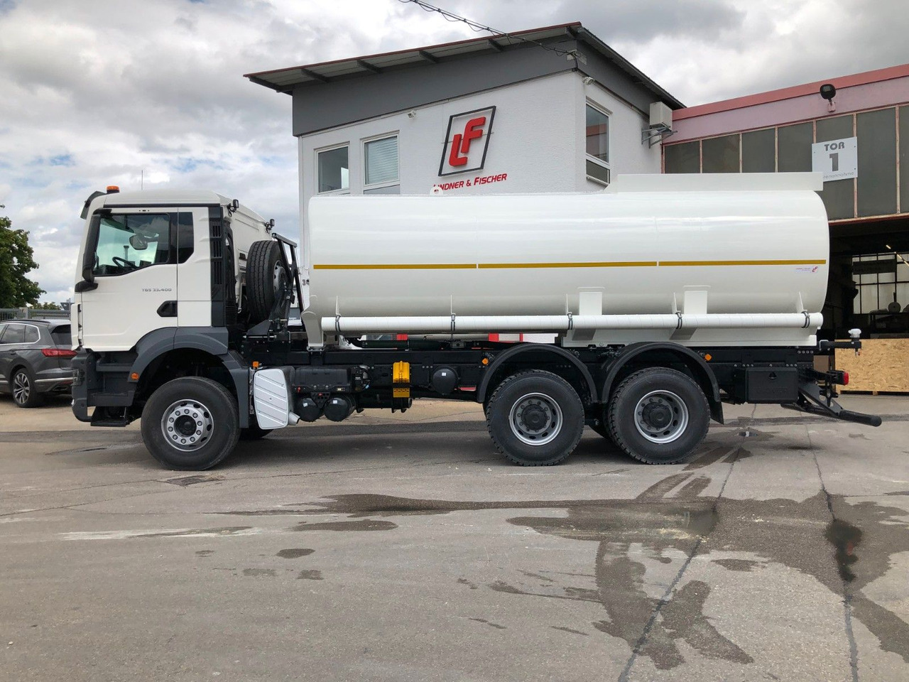 MAN TGS 33.440 6x4 Wasser Tank 20.000 - Φορτηγό βυτιοφόρο, Φορτηγό με γερανό: φωτογραφία 1 MAN TGS 33.440 6x4 Wasser Tank 20.000 - Φορτηγό βυτιοφόρο, Φορτηγό με γερανό: φωτογραφία 1