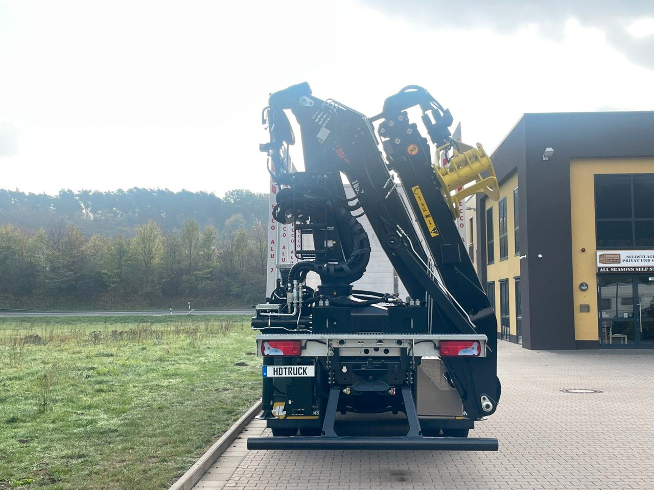 MAN TGS 33.520 6X6 Euro6e Loglift 165 Z Retarder - Φορτηγό ξυλείας, Φορτηγό με γερανό: φωτογραφία 5 MAN TGS 33.520 6X6 Euro6e Loglift 165 Z Retarder - Φορτηγό ξυλείας, Φορτηγό με γερανό: φωτογραφία 5