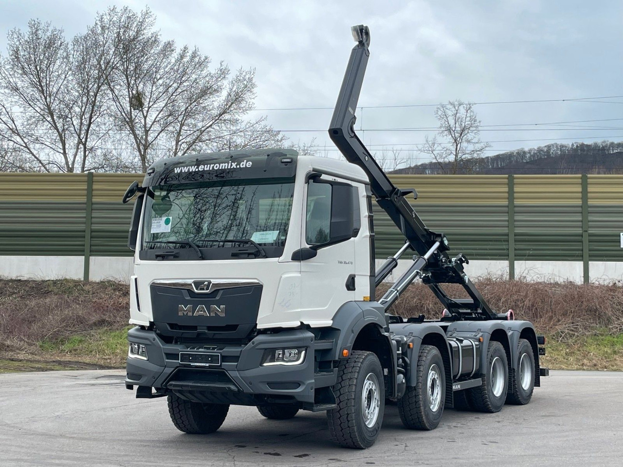 MAN TGS 35.480 8x4 Euro6e Hiab MultLift Abrollkipper - Φορτηγό φόρτωσης γάντζου, Φορτηγό με γερανό: φωτογραφία 2 MAN TGS 35.480 8x4 Euro6e Hiab MultLift Abrollkipper - Φορτηγό φόρτωσης γάντζου, Φορτηγό με γερανό: φωτογραφία 2