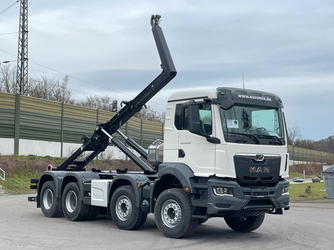 MAN TGS 35.480 8x4 Euro6e Hiab MultLift Abrollkipper - Φορτηγό φόρτωσης γάντζου, Φορτηγό με γερανό: φωτογραφία 1 MAN TGS 35.480 8x4 Euro6e Hiab MultLift Abrollkipper - Φορτηγό φόρτωσης γάντζου, Φορτηγό με γερανό: φωτογραφία 1