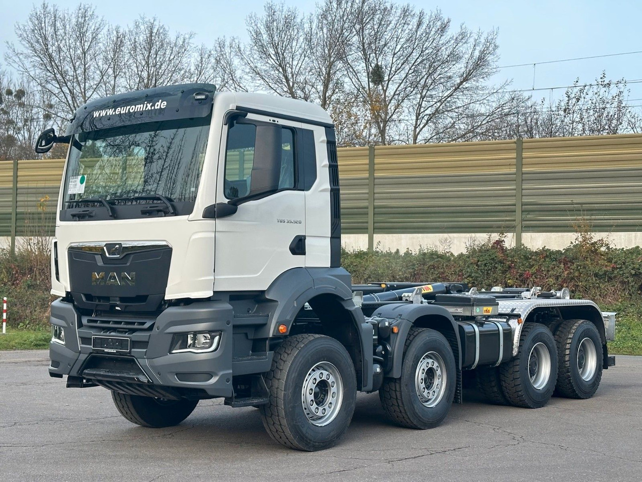MAN TGS 35.520 8x4 Euro6e Hyva 26-55 Abrollkipper - Φορτηγό φόρτωσης γάντζου: φωτογραφία 2 MAN TGS 35.520 8x4 Euro6e Hyva 26-55 Abrollkipper - Φορτηγό φόρτωσης γάντζου: φωτογραφία 2