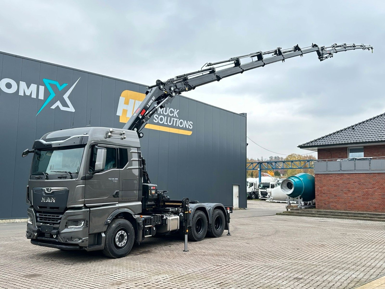 MAN TGX 26.580 6x4 Kran Hiab 302-6 + Jib-4 - Τράκτορας: φωτογραφία 1 MAN TGX 26.580 6x4 Kran Hiab 302-6 + Jib-4 - Τράκτορας: φωτογραφία 1