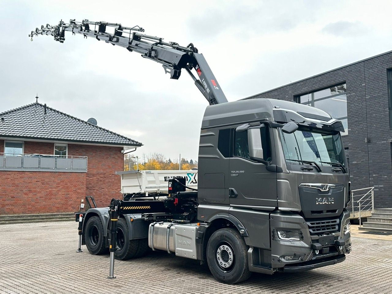MAN TGX 26.580 6x4 Kran Hiab 302-6 + Jib-4 - Φορτηγό με γερανό: φωτογραφία 5 MAN TGX 26.580 6x4 Kran Hiab 302-6 + Jib-4 - Φορτηγό με γερανό: φωτογραφία 5