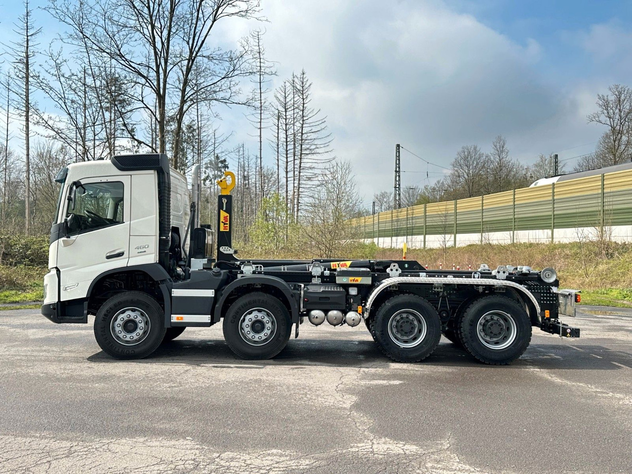 Volvo FMX 460 8x4 Hiab MultLift Abrollkipper Euro6e - Φορτηγό φόρτωσης γάντζου, Φορτηγό με γερανό: φωτογραφία 3 Volvo FMX 460 8x4 Hiab MultLift Abrollkipper Euro6e - Φορτηγό φόρτωσης γάντζου, Φορτηγό με γερανό: φωτογραφία 3