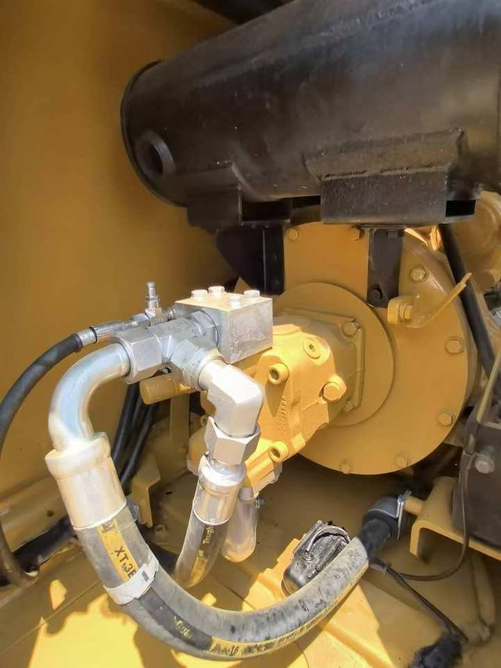 Cat Japanese Brand 308E2 Second-hand Excavator Used Original Caterpillar Crawler Monstruction Machinery - Ερπυστριοφόρος εκσκαφέας: φωτογραφία 2 Cat Japanese Brand 308E2 Second-hand Excavator Used Original Caterpillar Crawler Monstruction Machinery - Ερπυστριοφόρος εκσκαφέας: φωτογραφία 2