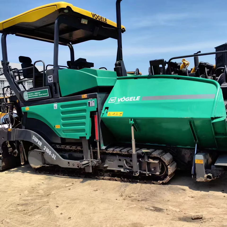 High Quality Used VOGELE 2100-3L Paver Construction Machinery Good Condition VOGELE Paver - Διαστρωτήρας ασφάλτου: φωτογραφία 1 High Quality Used VOGELE 2100-3L Paver Construction Machinery Good Condition VOGELE Paver - Διαστρωτήρας ασφάλτου: φωτογραφία 1