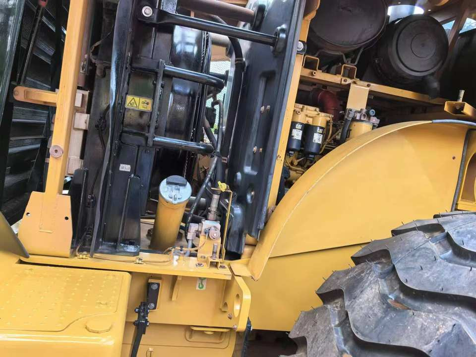 Original Cat Used Cat 950gc Wheel Loader Caterpillar 950gc Cat Loader Low Service Time - Ελαστιχοφόρος φορτωτής: φωτογραφία 5 Original Cat Used Cat 950gc Wheel Loader Caterpillar 950gc Cat Loader Low Service Time - Ελαστιχοφόρος φορτωτής: φωτογραφία 5