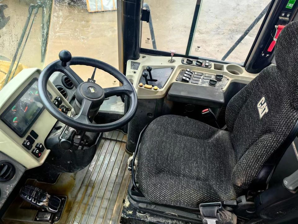Second Hand Caterpillar CAT 950GC Wheel Loader Used CAT 950GC Wheel Loaders 950GC in Low Price for Hot Sale - Ελαστιχοφόρος φορτωτής: φωτογραφία 5 Second Hand Caterpillar CAT 950GC Wheel Loader Used CAT 950GC Wheel Loaders 950GC in Low Price for Hot Sale - Ελαστιχοφόρος φορτωτής: φωτογραφία 5