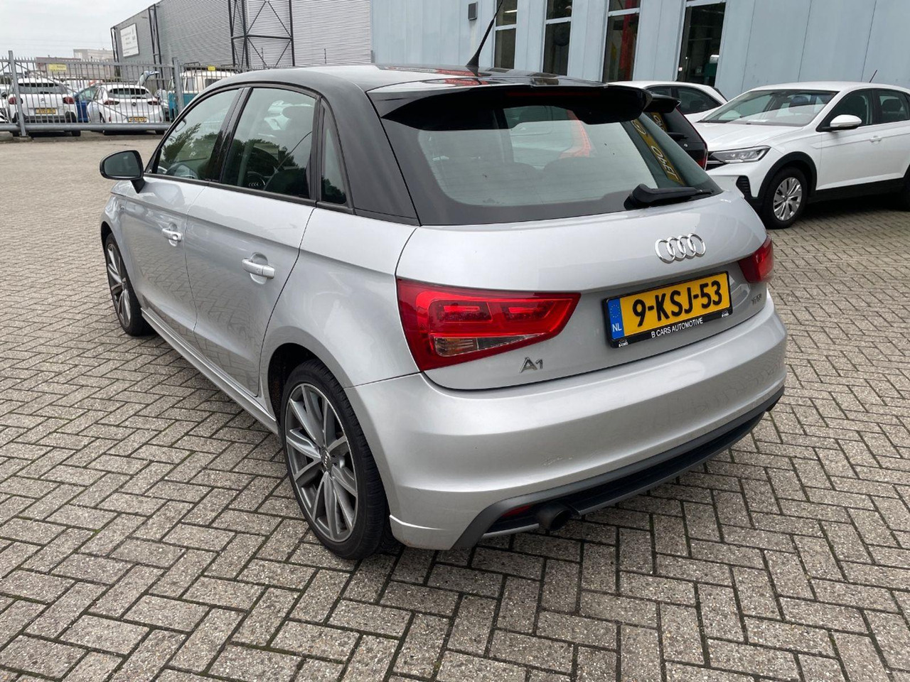 Audi A1 Sportback 1.2 TFSI Admired | 2013 | 216.082 km | 9KSJ53 | NAP: Logisch - Hatchback: φωτογραφία 3 Audi A1 Sportback 1.2 TFSI Admired | 2013 | 216.082 km | 9KSJ53 | NAP: Logisch - Hatchback: φωτογραφία 3