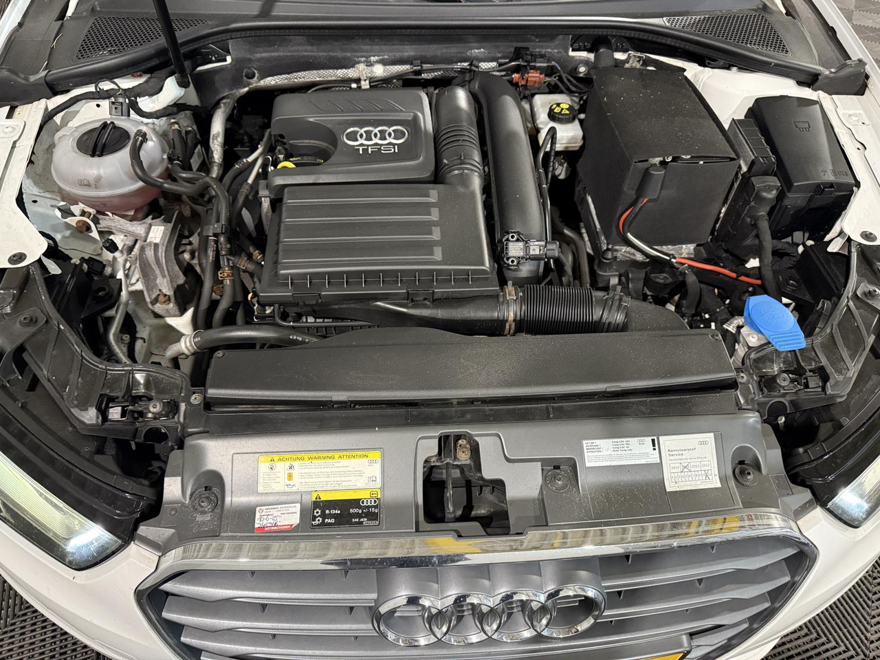 Audi | A3 Limousine | 1.4 TFSI Attraction Pro Line Plus Automaat | 2016 | 256.538 km | PT353Z | Geen oordeel - Λιμουζίνα/ Sedan: φωτογραφία 3 Audi | A3 Limousine | 1.4 TFSI Attraction Pro Line Plus Automaat | 2016 | 256.538 km | PT353Z | Geen oordeel - Λιμουζίνα/ Sedan: φωτογραφία 3