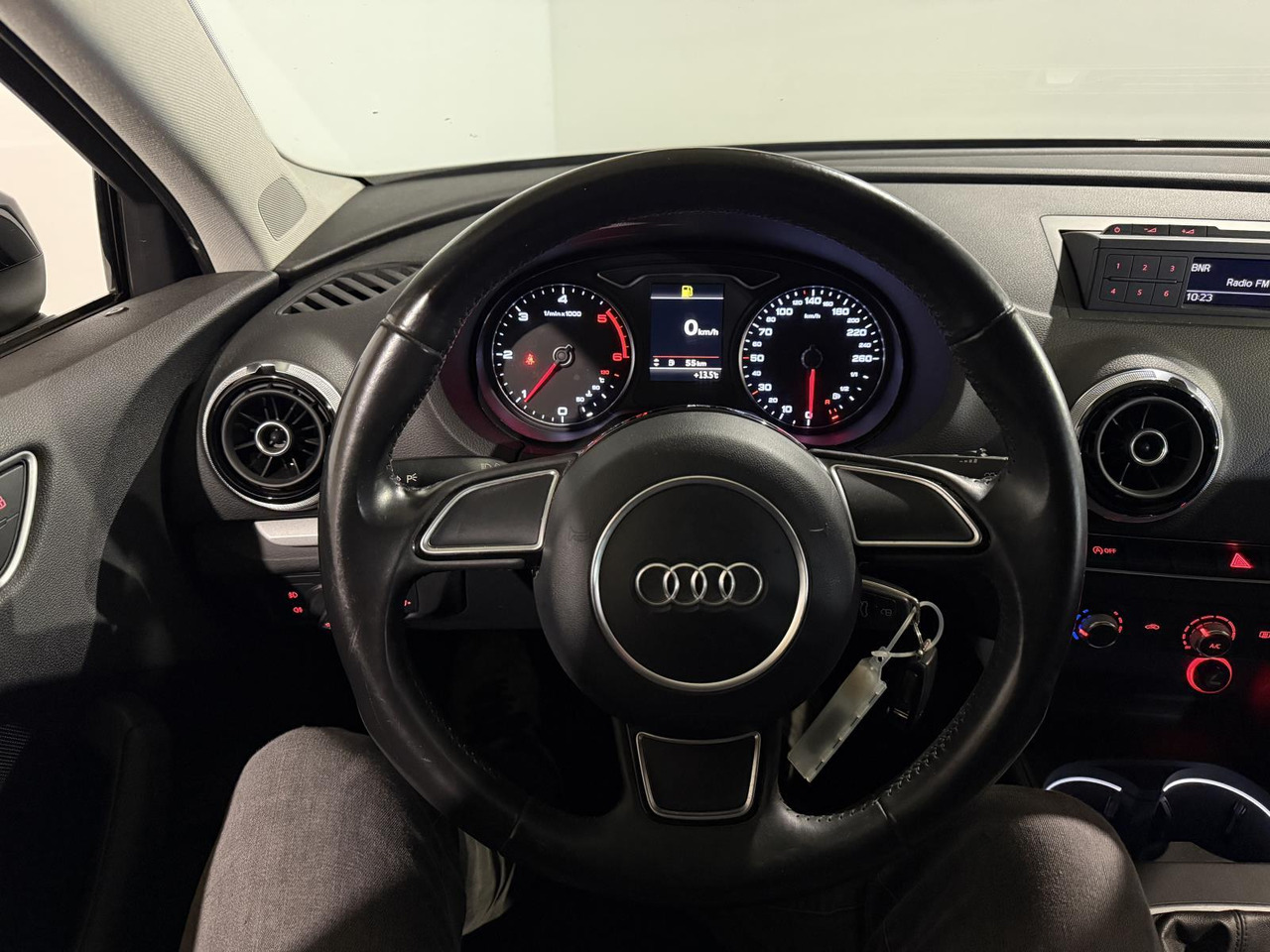 Audi | A3 Limousine | 1.6 TDI Ambition Pro Line Plus | 2014 | 271.612 km | GG798Z | Onlogisch - Λιμουζίνα/ Sedan: φωτογραφία 3 Audi | A3 Limousine | 1.6 TDI Ambition Pro Line Plus | 2014 | 271.612 km | GG798Z | Onlogisch - Λιμουζίνα/ Sedan: φωτογραφία 3