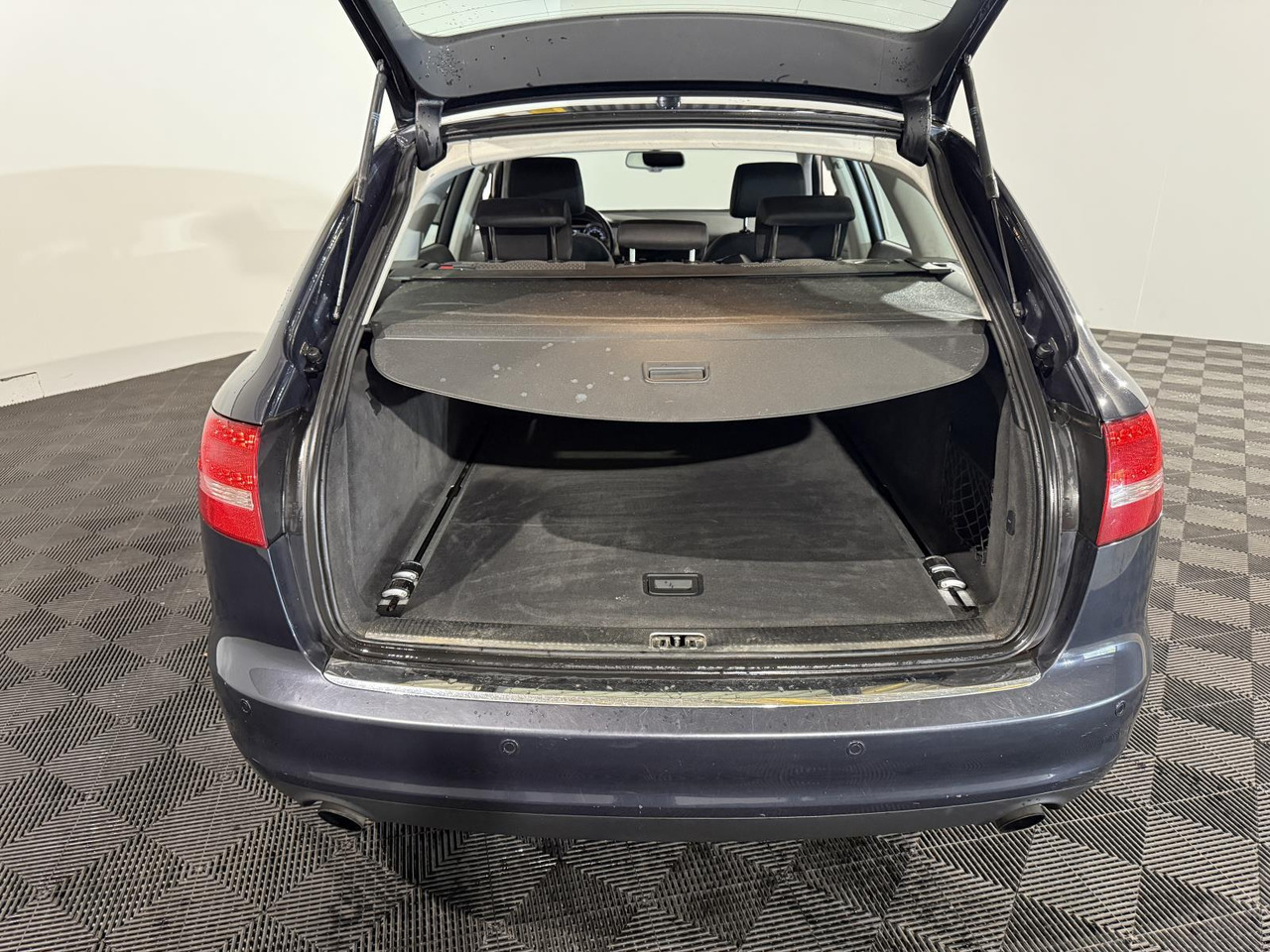 Audi | A6 Avant | 2.0 TFSI Business Edition | 2010 | 250.455 km | 91NGZ8 | Logisch - Αυτοκίνητο: φωτογραφία 3 Audi | A6 Avant | 2.0 TFSI Business Edition | 2010 | 250.455 km | 91NGZ8 | Logisch - Αυτοκίνητο: φωτογραφία 3