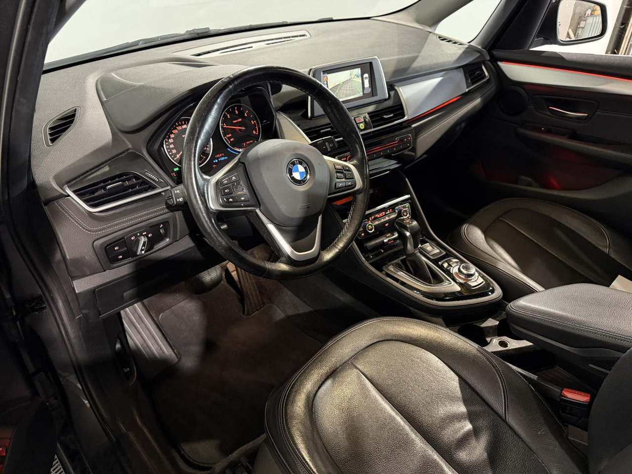 BMW | 2-serie Active Tourer | 218d Corporate Lease Luxury | 2015 | 223.959 km | HG351B | Logisch - Αυτοκίνητο: φωτογραφία 2 BMW | 2-serie Active Tourer | 218d Corporate Lease Luxury | 2015 | 223.959 km | HG351B | Logisch - Αυτοκίνητο: φωτογραφία 2