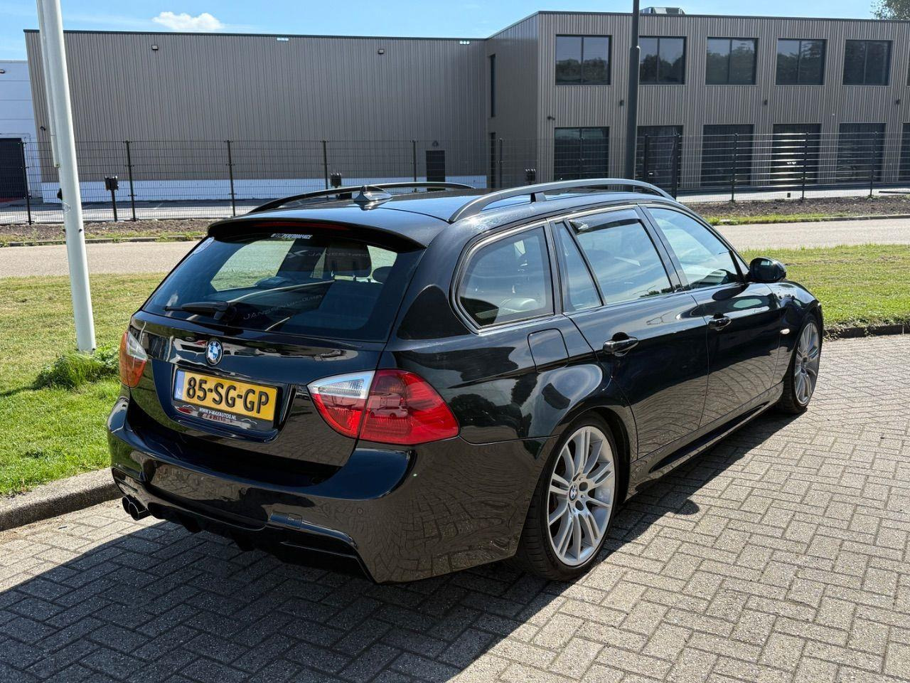 BMW 3 - serie Touring 330i Dynamic Executive | 2006 | 329.515 km | Automaat | 85SGGP | NAP: Logisch - Αυτοκίνητο: φωτογραφία 4 BMW 3 - serie Touring 330i Dynamic Executive | 2006 | 329.515 km | Automaat | 85SGGP | NAP: Logisch - Αυτοκίνητο: φωτογραφία 4