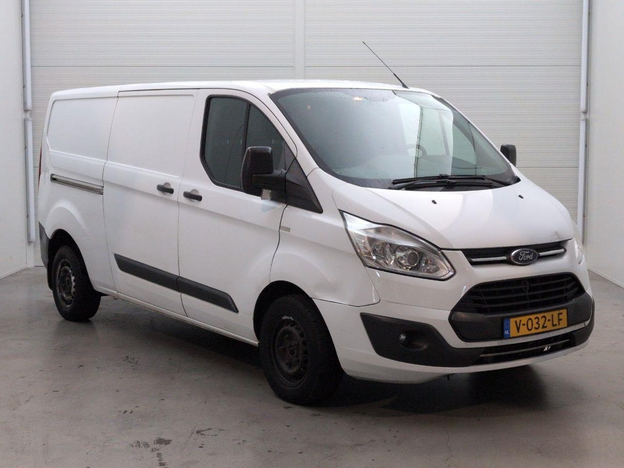 Ford Transit Custom 290 2.0 TDCI L2H1 Trend | 2018 | 230.190 km | V032LF | NAP: Logisch - Άλλα μηχανήματα: φωτογραφία 2 Ford Transit Custom 290 2.0 TDCI L2H1 Trend | 2018 | 230.190 km | V032LF | NAP: Logisch - Άλλα μηχανήματα: φωτογραφία 2