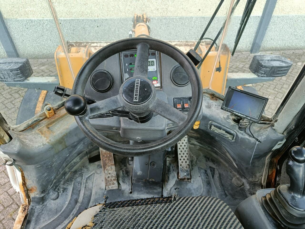 Liebherr L514 Shovel - Ελαστιχοφόρος φορτωτής: φωτογραφία 5 Liebherr L514 Shovel - Ελαστιχοφόρος φορτωτής: φωτογραφία 5