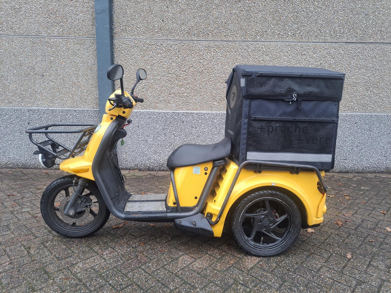 Ligier L2e-P Postscooter - Μοτοσικλέτα: φωτογραφία 3 Ligier L2e-P Postscooter - Μοτοσικλέτα: φωτογραφία 3