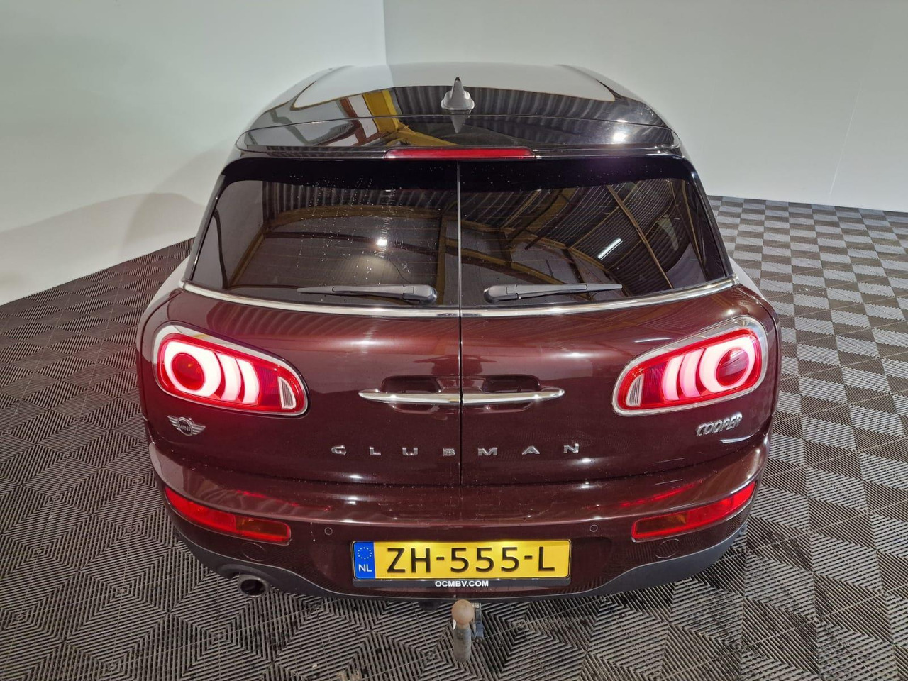 Mini Clubman 1.5 Cooper Pepper Business ZH-555-L 215.148 km - Αυτοκίνητο: φωτογραφία 2 Mini Clubman 1.5 Cooper Pepper Business ZH-555-L 215.148 km - Αυτοκίνητο: φωτογραφία 2