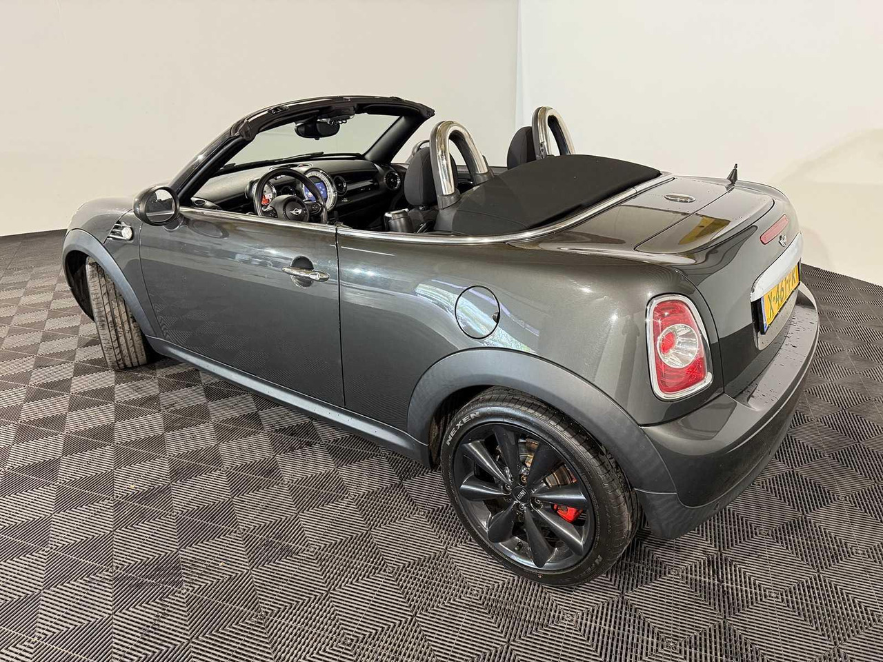 Αυτοκίνητο Mini Mini Roadster 1.6 Cooper 2012 123.482 km X-461-PR: φωτογραφία 13