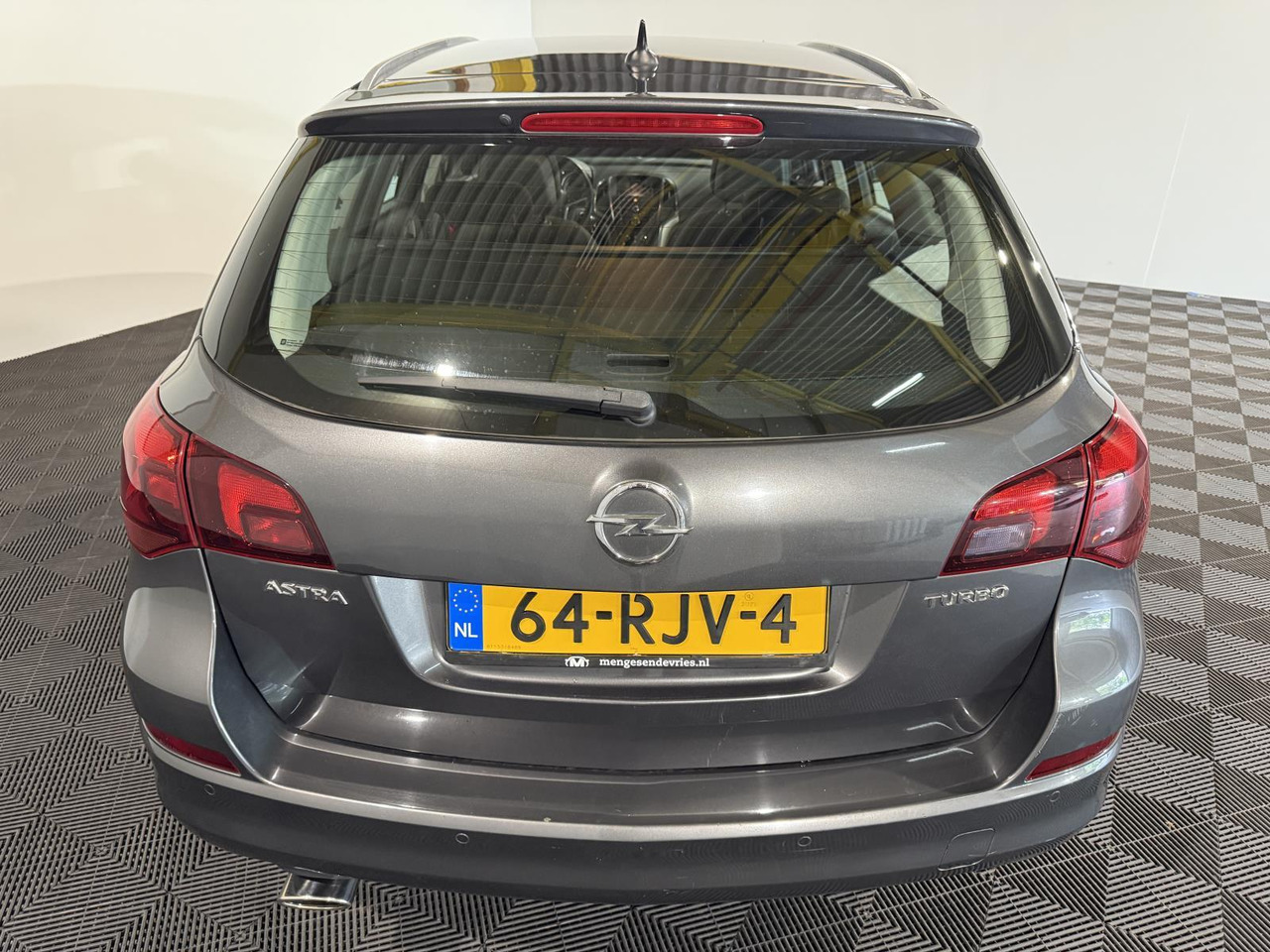 Opel Astra Sports Tourer 1.4 Turbo Cosmo 64-RJV-4 - Αυτοκίνητο: φωτογραφία 2 Opel Astra Sports Tourer 1.4 Turbo Cosmo 64-RJV-4 - Αυτοκίνητο: φωτογραφία 2