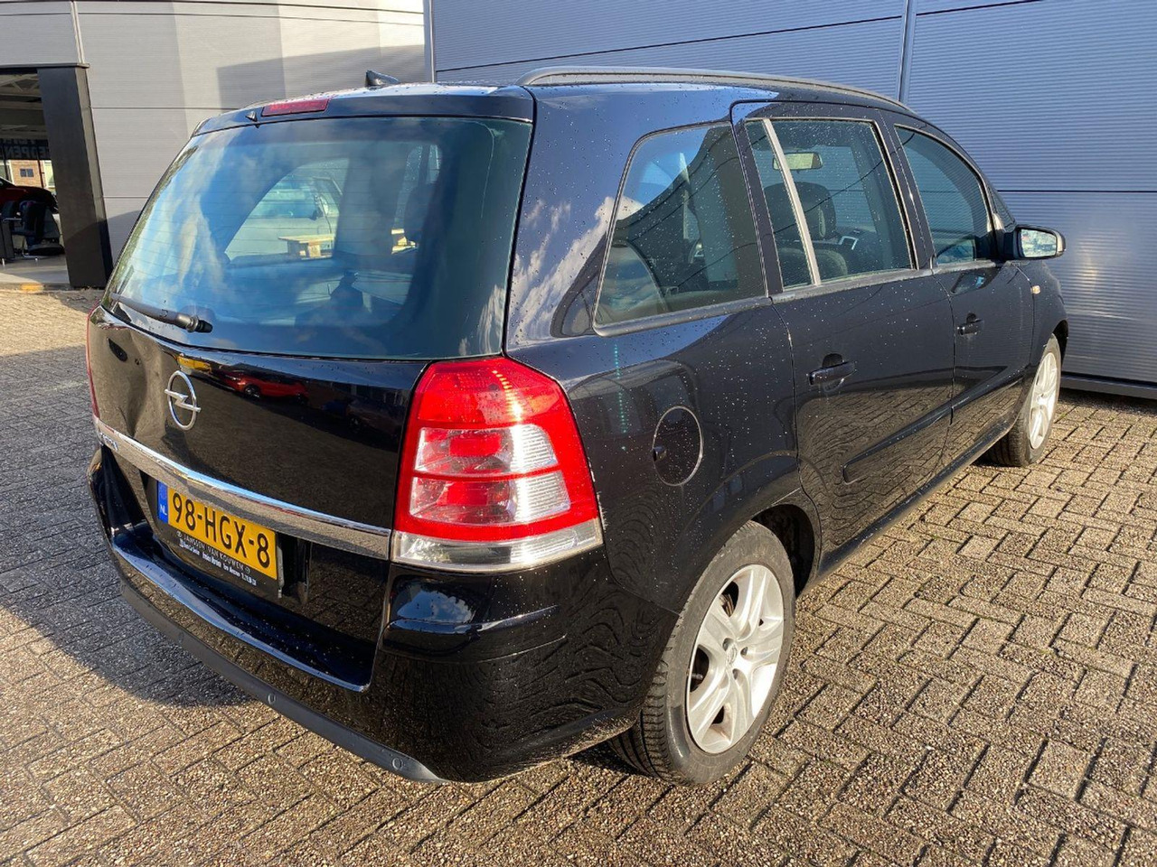 Opel Zafira 1.6 Business | 2008 | 171.131 km | 98HGX8 | NAP: Logisch - Αυτοκίνητο: φωτογραφία 4 Opel Zafira 1.6 Business | 2008 | 171.131 km | 98HGX8 | NAP: Logisch - Αυτοκίνητο: φωτογραφία 4