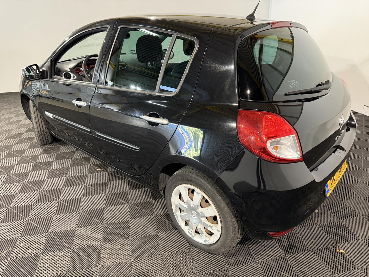 Renault | Clio | 1.2 Authentique | 2012 | 216.427 km | 56TSF7 | Logisch - Hatchback: φωτογραφία 3 Renault | Clio | 1.2 Authentique | 2012 | 216.427 km | 56TSF7 | Logisch - Hatchback: φωτογραφία 3