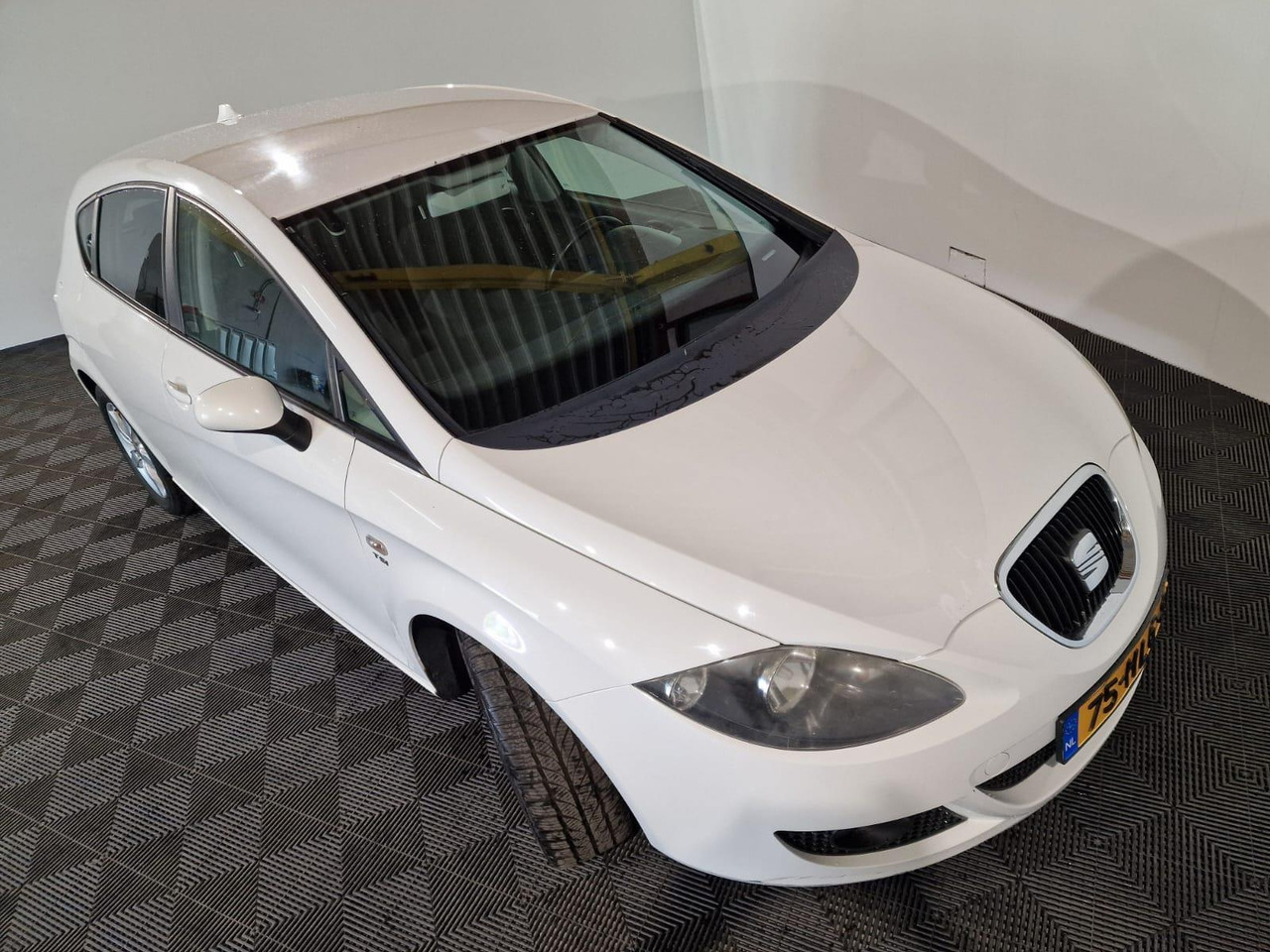 SEAT Leon 1.4 TSI Business Style 75-HLG-8 268.116 km - Αυτοκίνητο: φωτογραφία 5 SEAT Leon 1.4 TSI Business Style 75-HLG-8 268.116 km - Αυτοκίνητο: φωτογραφία 5