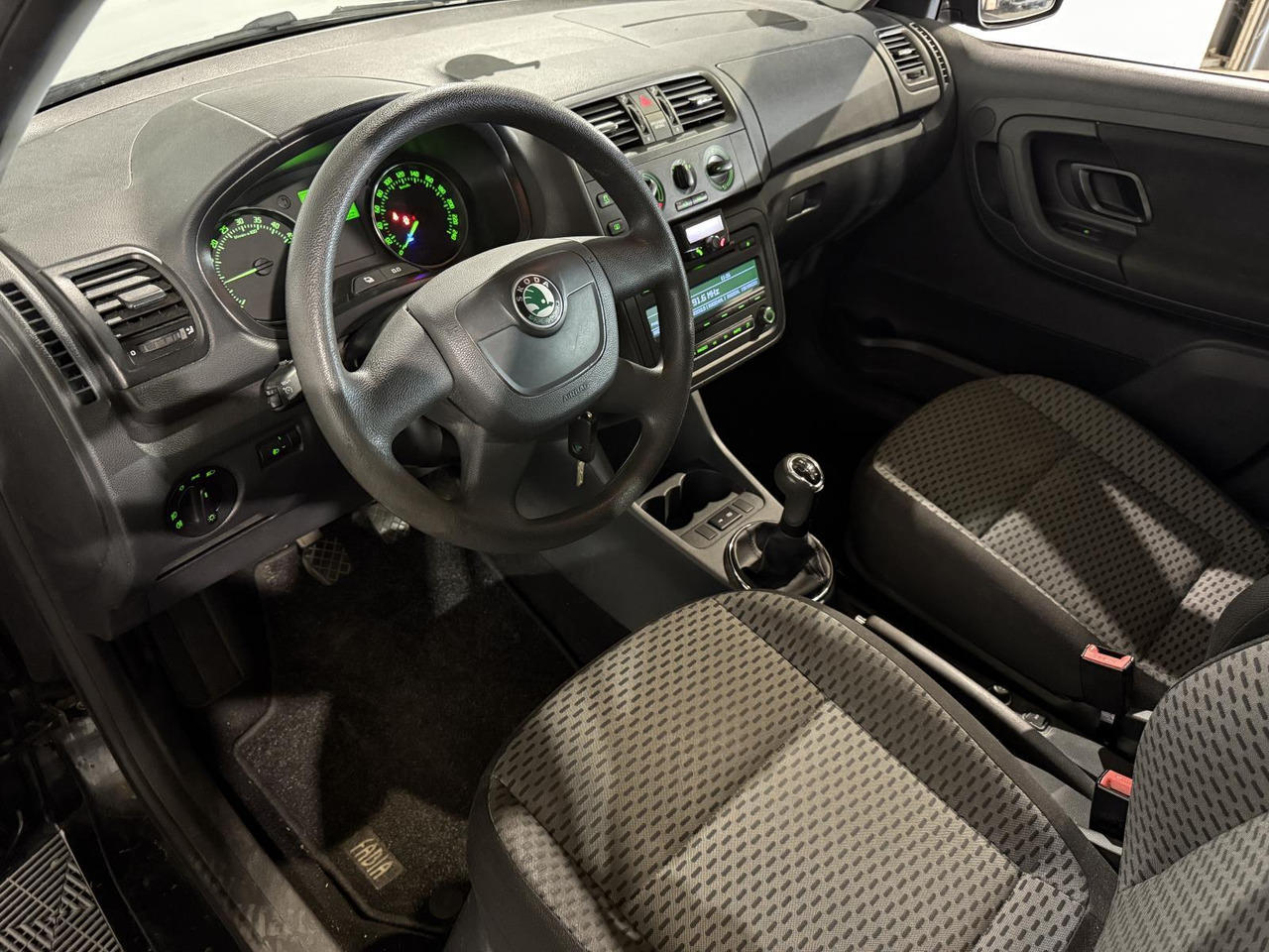 Skoda | Fabia Combi | 1.2 TDI Greenline | 2011 | 191.368 km | 98SBN4 | Logisch - Αυτοκίνητο: φωτογραφία 2 Skoda | Fabia Combi | 1.2 TDI Greenline | 2011 | 191.368 km | 98SBN4 | Logisch - Αυτοκίνητο: φωτογραφία 2