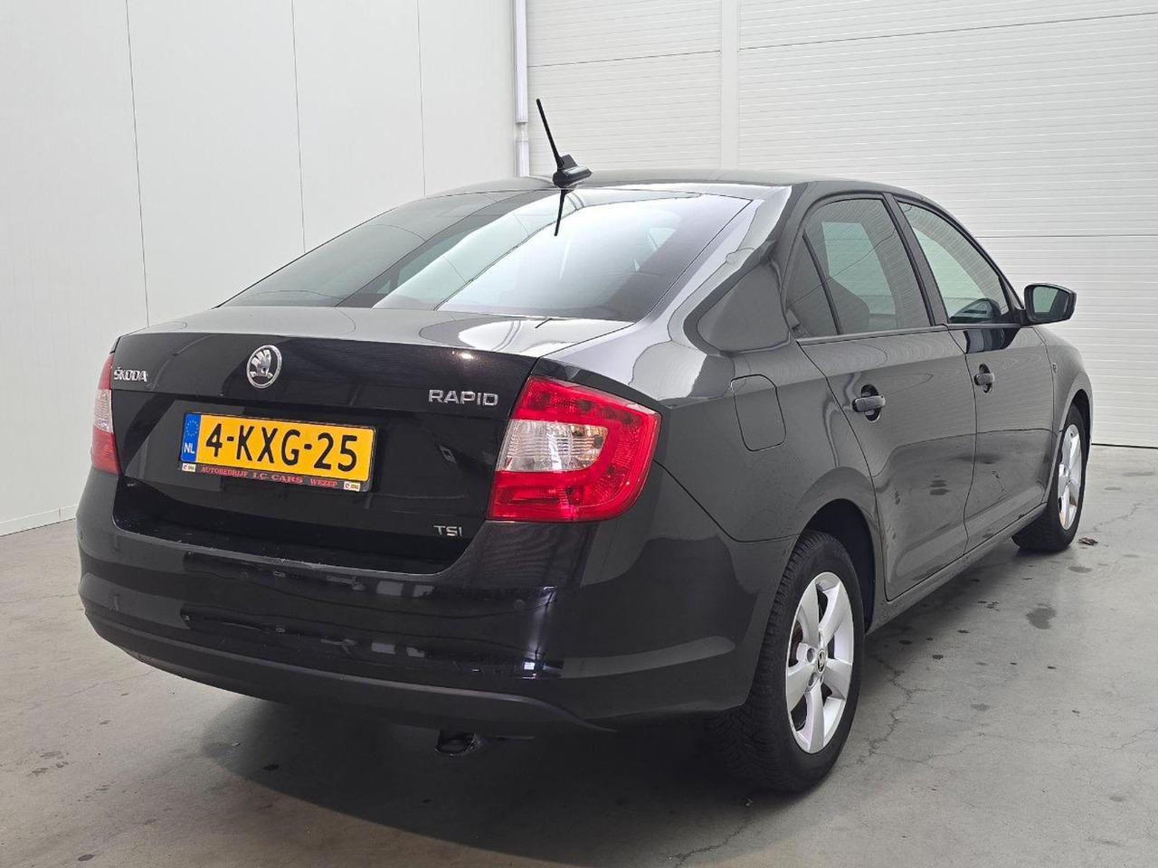 Skoda Rapid 1.2 TSI Greentech Ambition Businessline Plus | 2013 | 230.290 km | 4KXG25 | NAP: Logisch - Hatchback: φωτογραφία 4 Skoda Rapid 1.2 TSI Greentech Ambition Businessline Plus | 2013 | 230.290 km | 4KXG25 | NAP: Logisch - Hatchback: φωτογραφία 4
