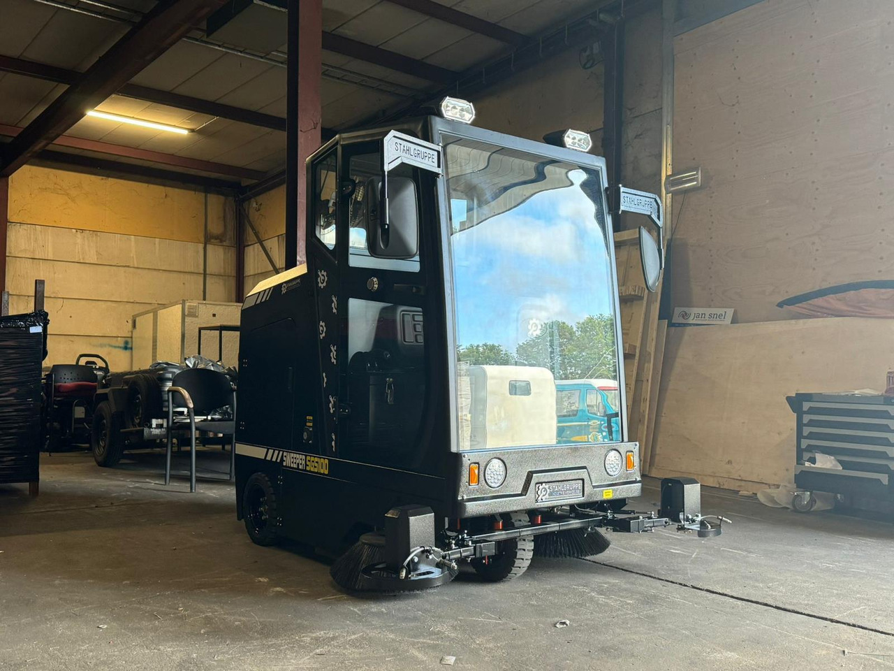 Veegmachine Stahlgruppe SGS100 - Εξοπλισμός γκαράζ: φωτογραφία 1 Veegmachine Stahlgruppe SGS100 - Εξοπλισμός γκαράζ: φωτογραφία 1