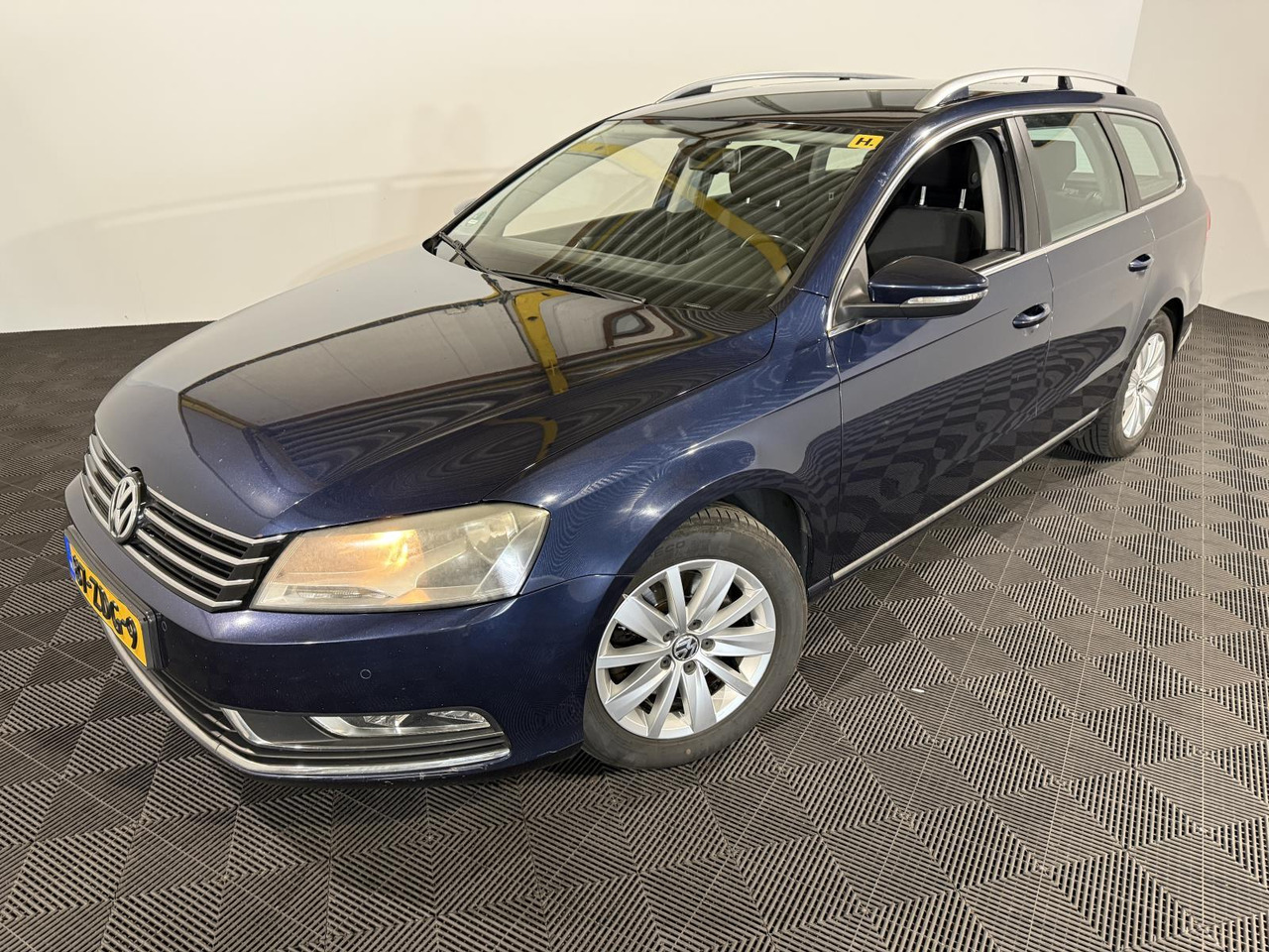 Volkswagen | Passat Variant | 1.6 TDI Comfortline BlueMotion | 2011 | 358.371 km | 87ZDG9 | Geen oordeel - Αυτοκίνητο: φωτογραφία 1 Volkswagen | Passat Variant | 1.6 TDI Comfortline BlueMotion | 2011 | 358.371 km | 87ZDG9 | Geen oordeel - Αυτοκίνητο: φωτογραφία 1