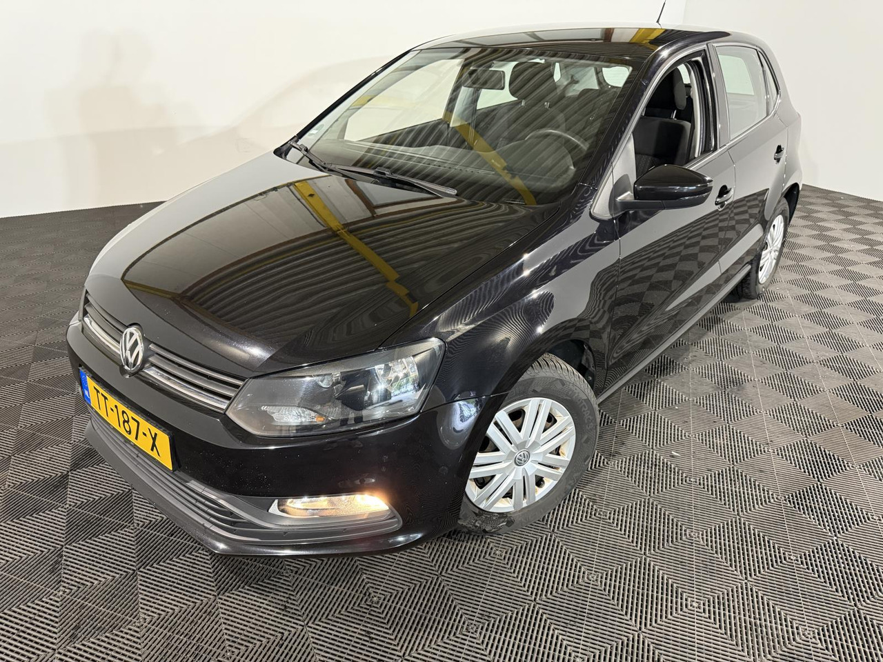 Volkswagen | Polo | 1.0 Comfortline Connected Series | 2017 | 178.442 km | TT187X | Geen oordeel - Hatchback: φωτογραφία 1 Volkswagen | Polo | 1.0 Comfortline Connected Series | 2017 | 178.442 km | TT187X | Geen oordeel - Hatchback: φωτογραφία 1