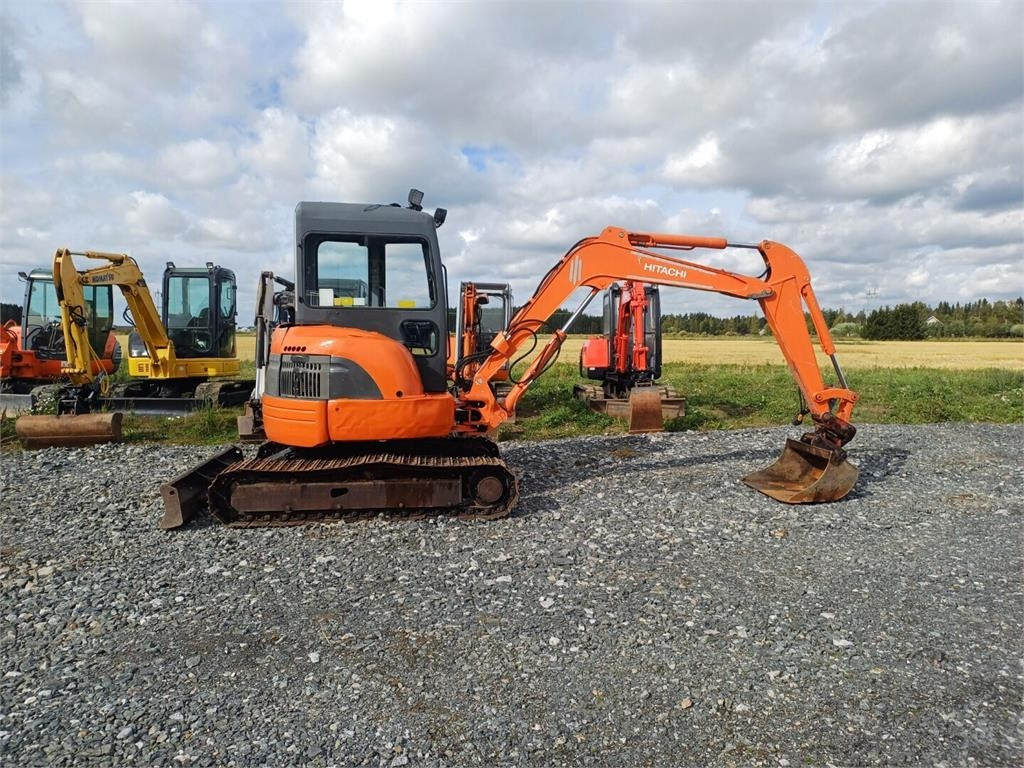 Hitachi EX50U kallistuvalla s40 liittimellä. - Μίνι εκσκαφέας: φωτογραφία 5 Hitachi EX50U kallistuvalla s40 liittimellä. - Μίνι εκσκαφέας: φωτογραφία 5