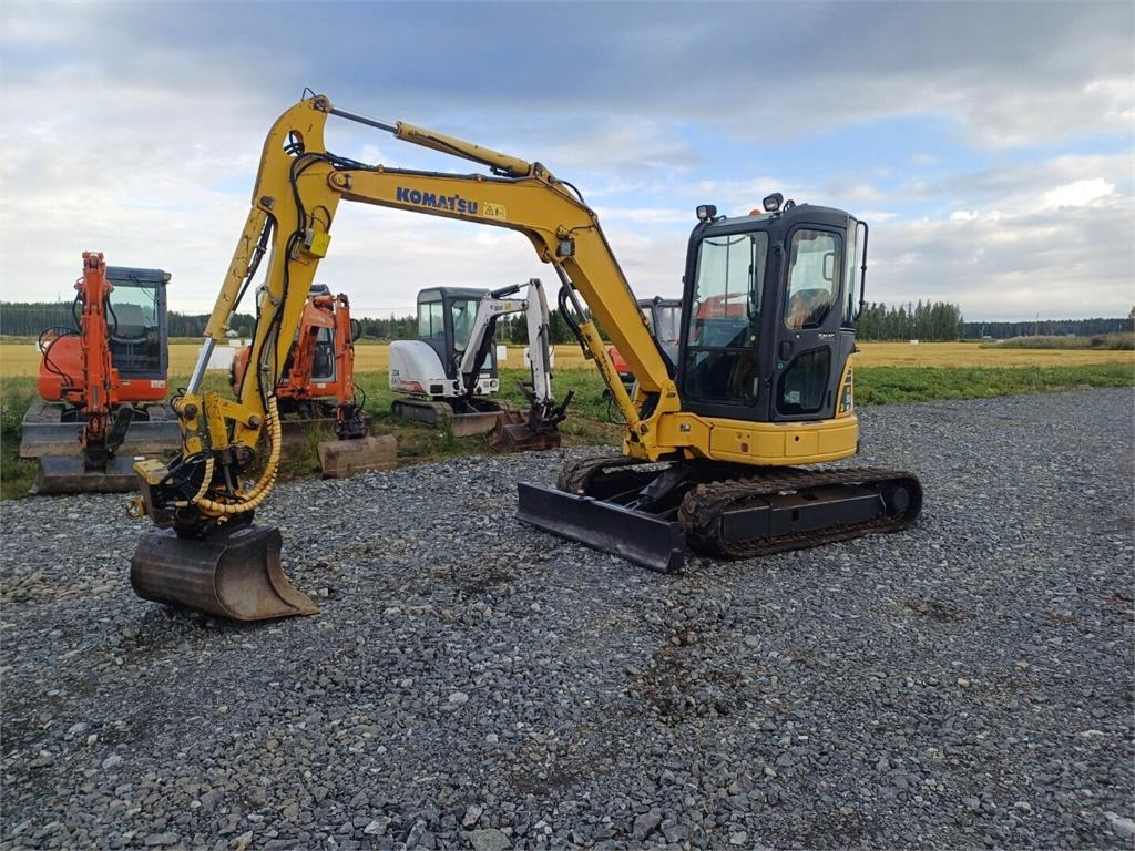 Komatsu pc50mr-2 Engcon pyörittäjällä  - Μίνι εκσκαφέας: φωτογραφία 1 Komatsu pc50mr-2 Engcon pyörittäjällä  - Μίνι εκσκαφέας: φωτογραφία 1