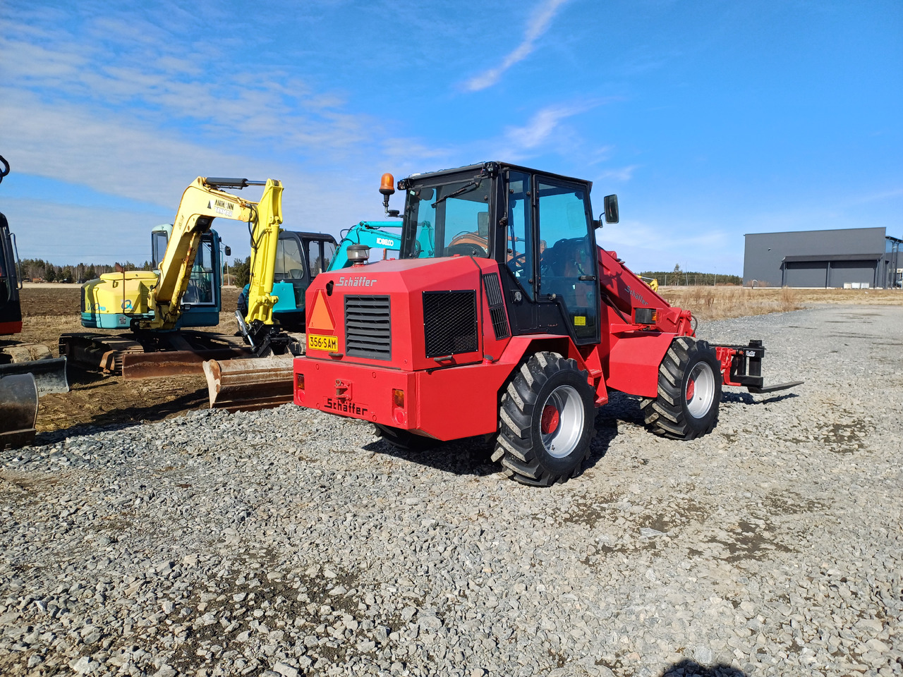 Ελαστιχοφόρος φορτωτής Schäffer 870TD Teleskooppi puomilla: φωτογραφία 8 Ελαστιχοφόρος φορτωτής Schäffer 870TD Teleskooppi puomilla: φωτογραφία 8