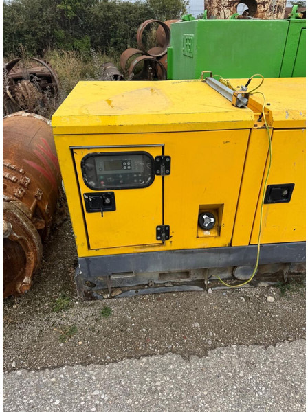 Atlas-Copco QAS 30 - Βιομηχανική γεννήτρια: φωτογραφία 2 Atlas-Copco QAS 30 - Βιομηχανική γεννήτρια: φωτογραφία 2