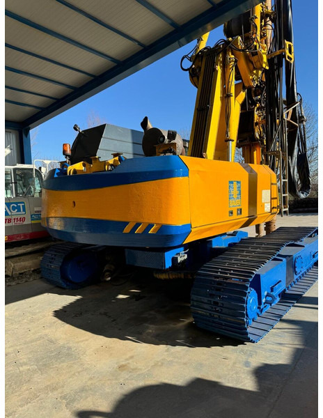 Bauer BG 18 H - Μηχάνημα διάτρησης: φωτογραφία 2 Bauer BG 18 H - Μηχάνημα διάτρησης: φωτογραφία 2