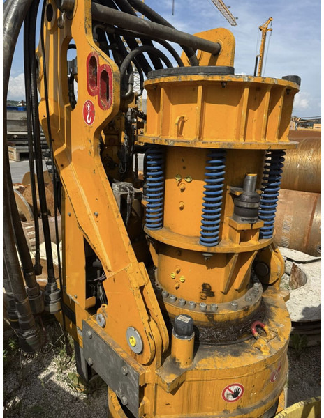 Bauer BG 23 H - Μηχάνημα διάτρησης: φωτογραφία 4 Bauer BG 23 H - Μηχάνημα διάτρησης: φωτογραφία 4
