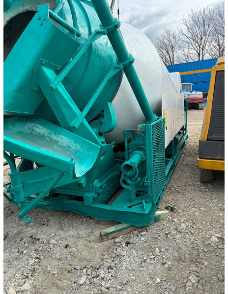 CIFA Concrete Mixer with own engine - Μπετονιέρα: φωτογραφία 3 CIFA Concrete Mixer with own engine - Μπετονιέρα: φωτογραφία 3