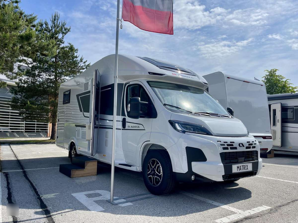 ADRIA Matrix 650 SL - Ημιενιαίο αυτοκινούμενο: φωτογραφία 3 ADRIA Matrix 650 SL - Ημιενιαίο αυτοκινούμενο: φωτογραφία 3