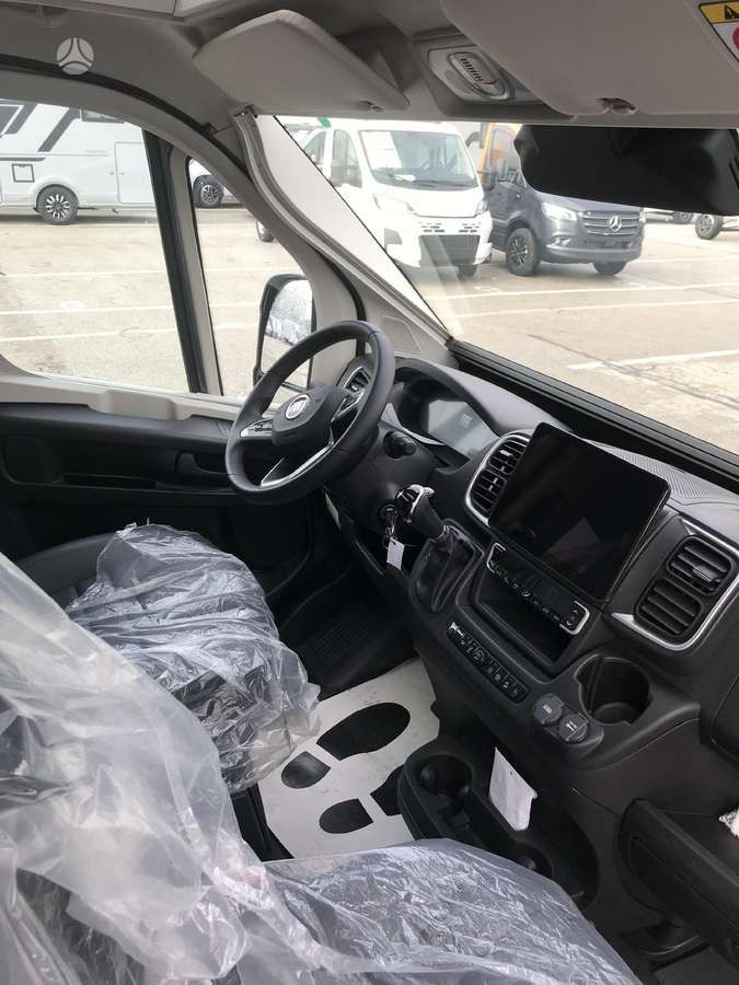 ADRIA Twin Sport 640 SG - Αυτοκινούμενο βαν: φωτογραφία 4 ADRIA Twin Sport 640 SG - Αυτοκινούμενο βαν: φωτογραφία 4