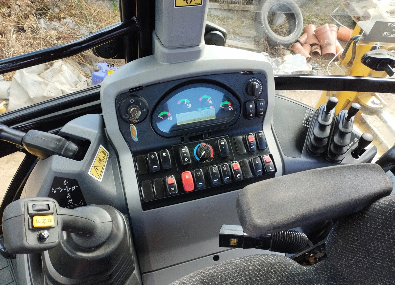 CATERPILLAR 432F II - Φορτωτής εκσκαφέας: φωτογραφία 2 CATERPILLAR 432F II - Φορτωτής εκσκαφέας: φωτογραφία 2