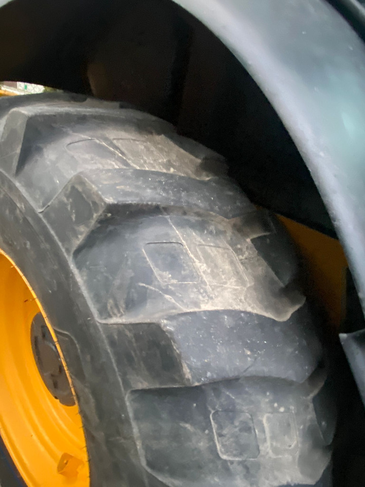 JCB 3CX - Φορτωτής εκσκαφέας: φωτογραφία 4 JCB 3CX - Φορτωτής εκσκαφέας: φωτογραφία 4