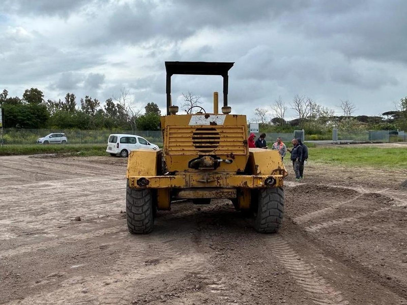 Fiat ALLIS F11.5 - Γκρέιντερ: φωτογραφία 5 Fiat ALLIS F11.5 - Γκρέιντερ: φωτογραφία 5