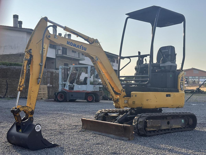Komatsu PC16R-3HS - Μίνι εκσκαφέας: φωτογραφία 2 Komatsu PC16R-3HS - Μίνι εκσκαφέας: φωτογραφία 2